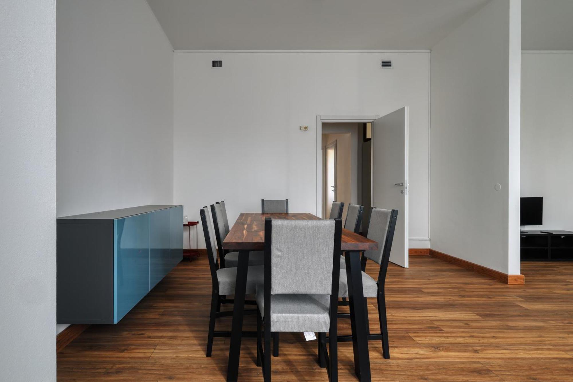 Joivy Chic 3-Bed Flat Near Colonne Di San Lorenzo Milaan Buitenkant foto
