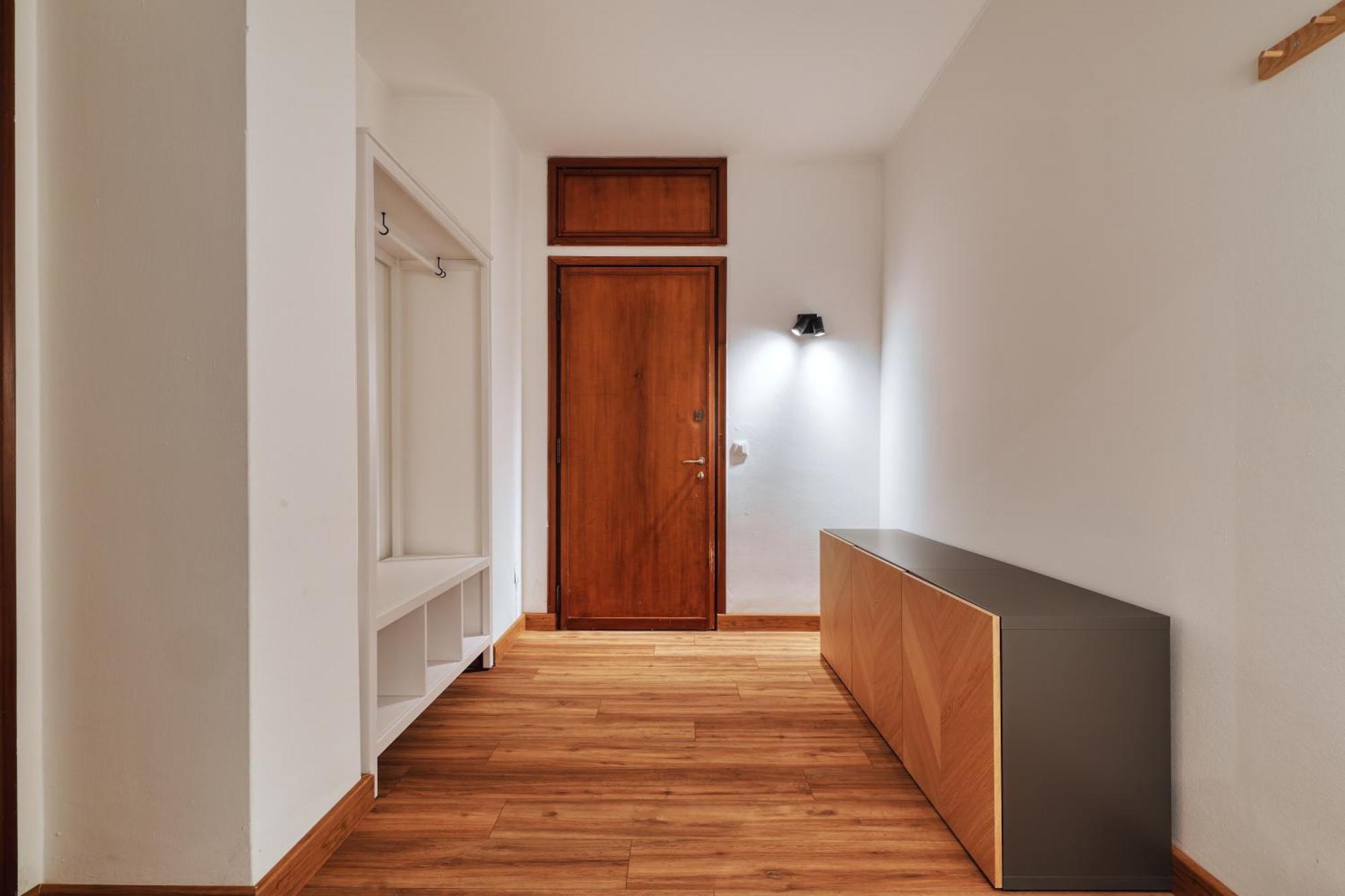 Joivy Chic 3-Bed Flat Near Colonne Di San Lorenzo Milaan Buitenkant foto