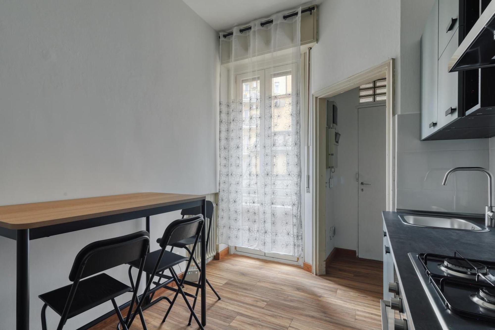 Joivy Chic 3-Bed Flat Near Colonne Di San Lorenzo Milaan Buitenkant foto