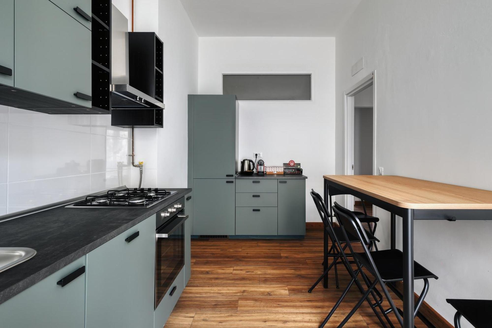 Joivy Chic 3-Bed Flat Near Colonne Di San Lorenzo Milaan Buitenkant foto